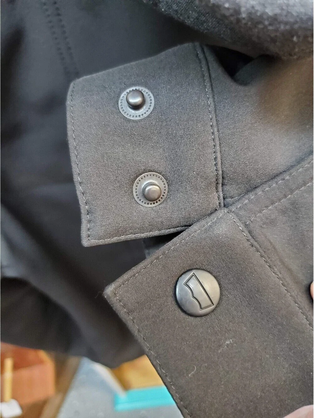 Levi's Men's Black Softshell Jacket Mesh Lined Hooded Trucker Coat